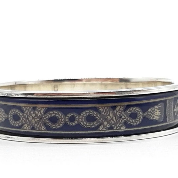 Very Rare Hermes Clic Bracelet in 925 Sterling Silver - Navy Fleur de Lis - PM - Picture 4 of 11